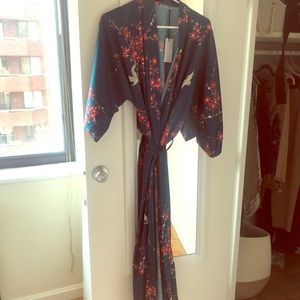 NWT Kim + Ono Robe